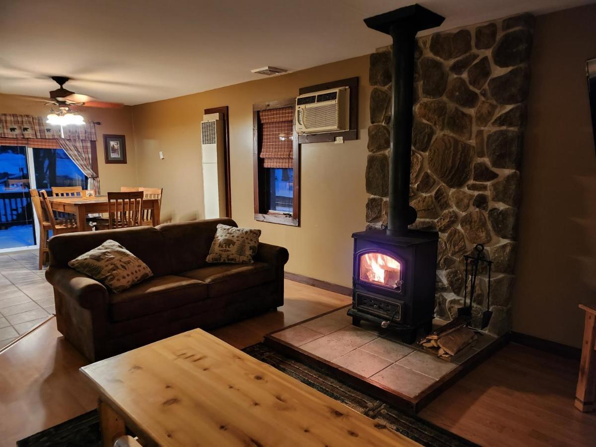 Adirondack Diamond Point Lodge เลคจอร์จ ภายนอก รูปภาพ