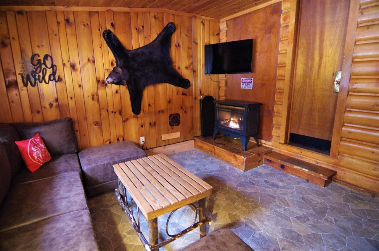 Adirondack Diamond Point Lodge เลคจอร์จ ภายนอก รูปภาพ