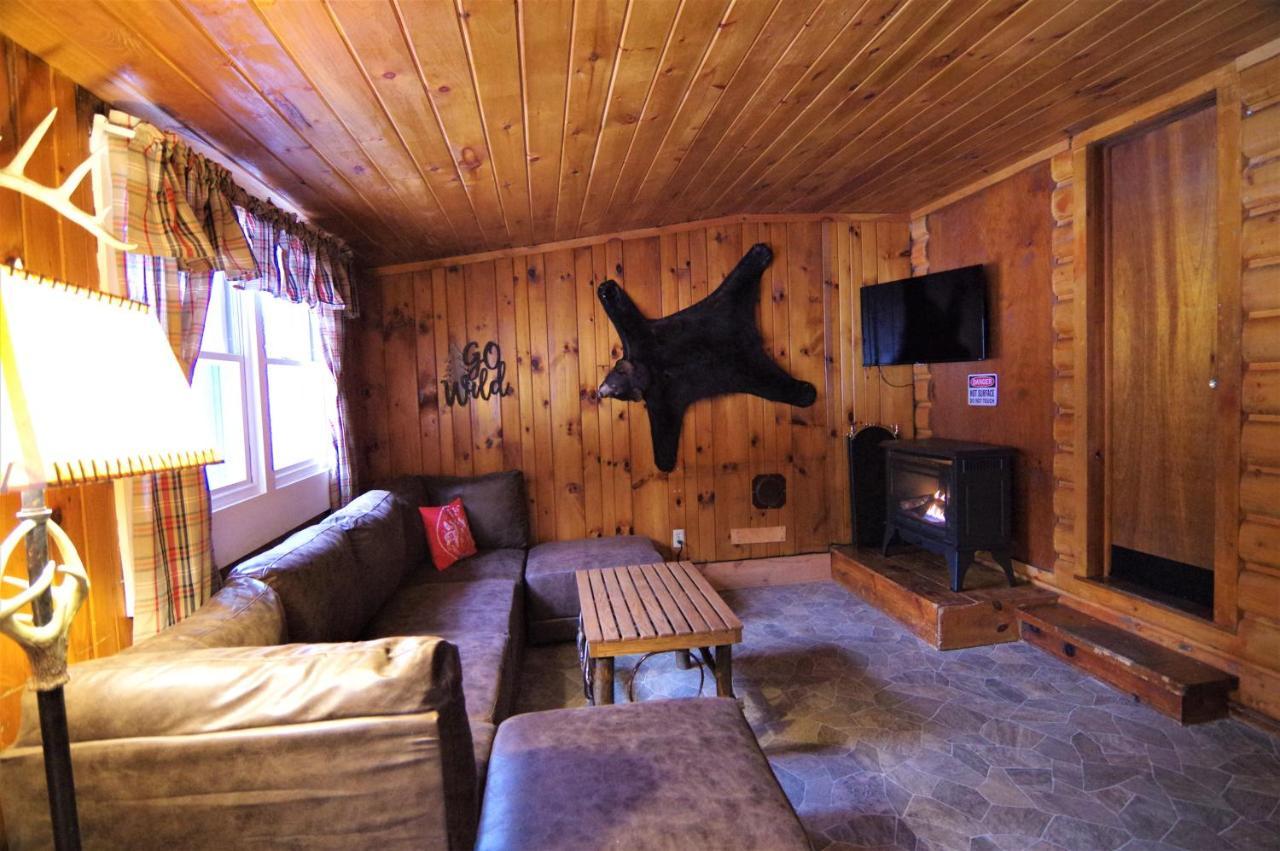 Adirondack Diamond Point Lodge เลคจอร์จ ภายนอก รูปภาพ
