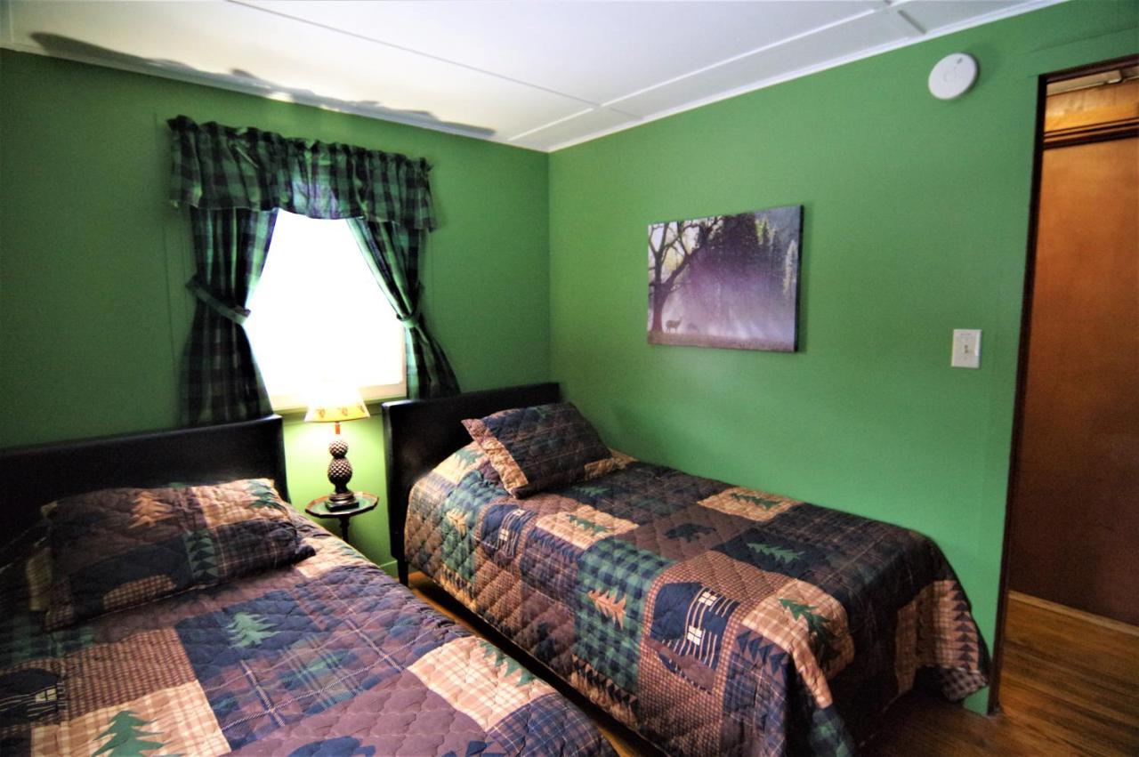 Adirondack Diamond Point Lodge เลคจอร์จ ภายนอก รูปภาพ