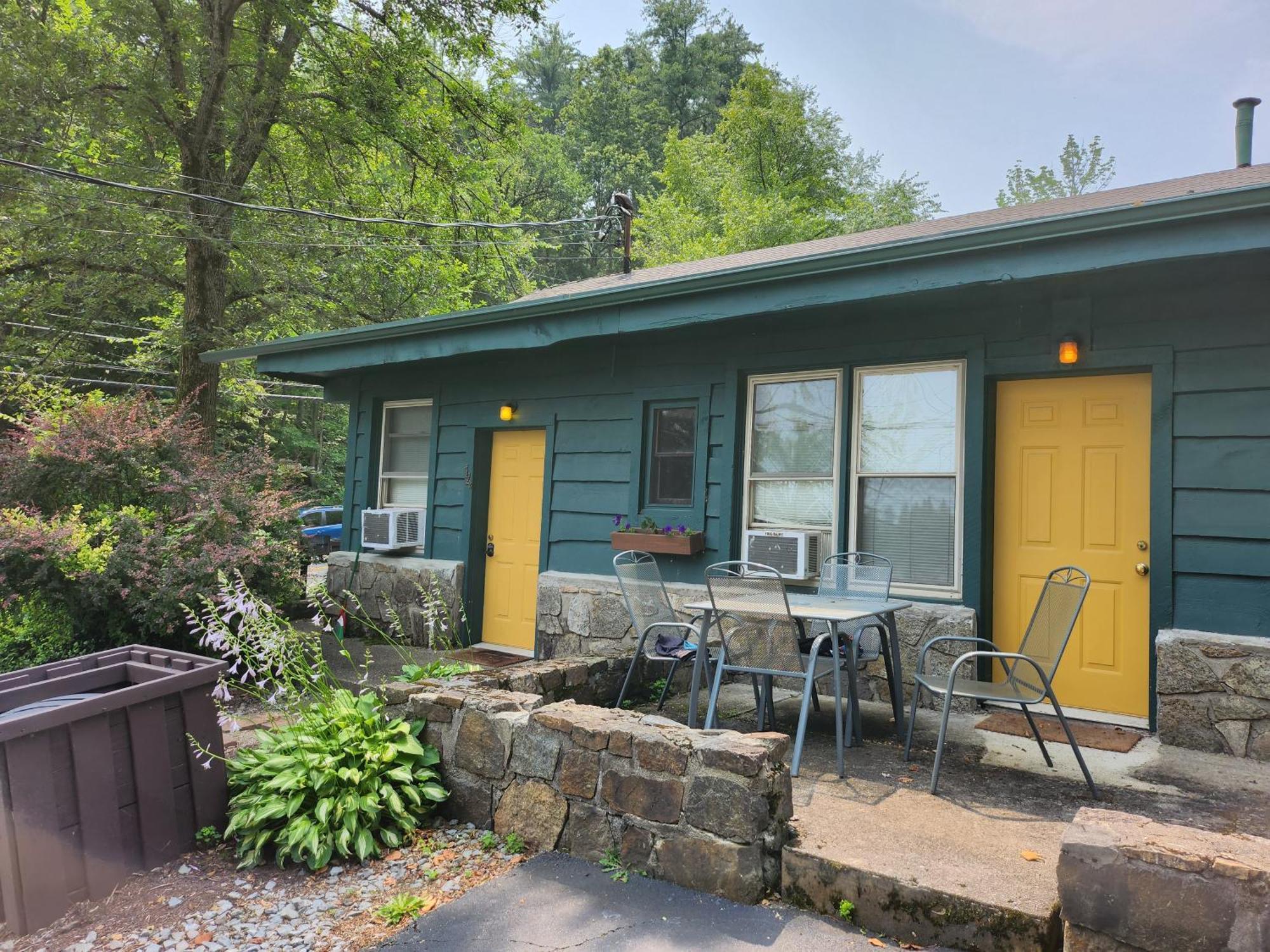 Adirondack Diamond Point Lodge เลคจอร์จ ภายนอก รูปภาพ